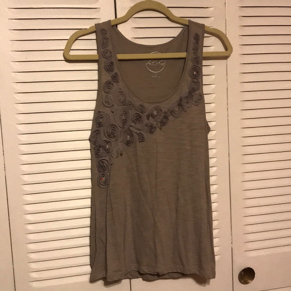 Cute, versatile blouse